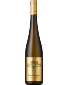 Franz Hirtzberger Grüner Veltliner Smaragd 2023, eleganter Weißwein in einer Flasche auf einem Weinglas.