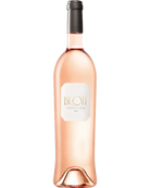 Helles Roséwein BY.OTT Rosé 2024 Côtes de Provence AOC in einem Weinglas, Domaines Ott, elegantes Flaschenetikett sichtbar