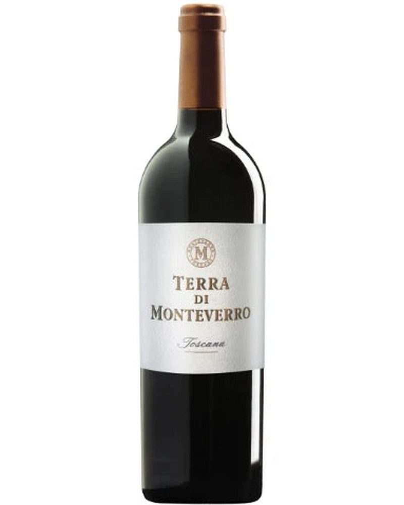 Tiefroter Terra di Monteverro Toscana IGT Rotwein in einer Flasche, Blick auf das Etikett, stilvolle Weinflasche.